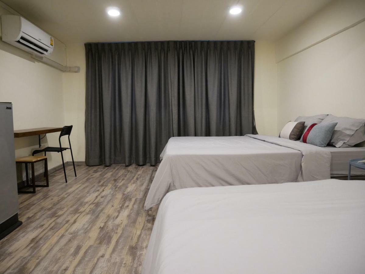 Np House Pratunam Bangkok Extérieur photo
