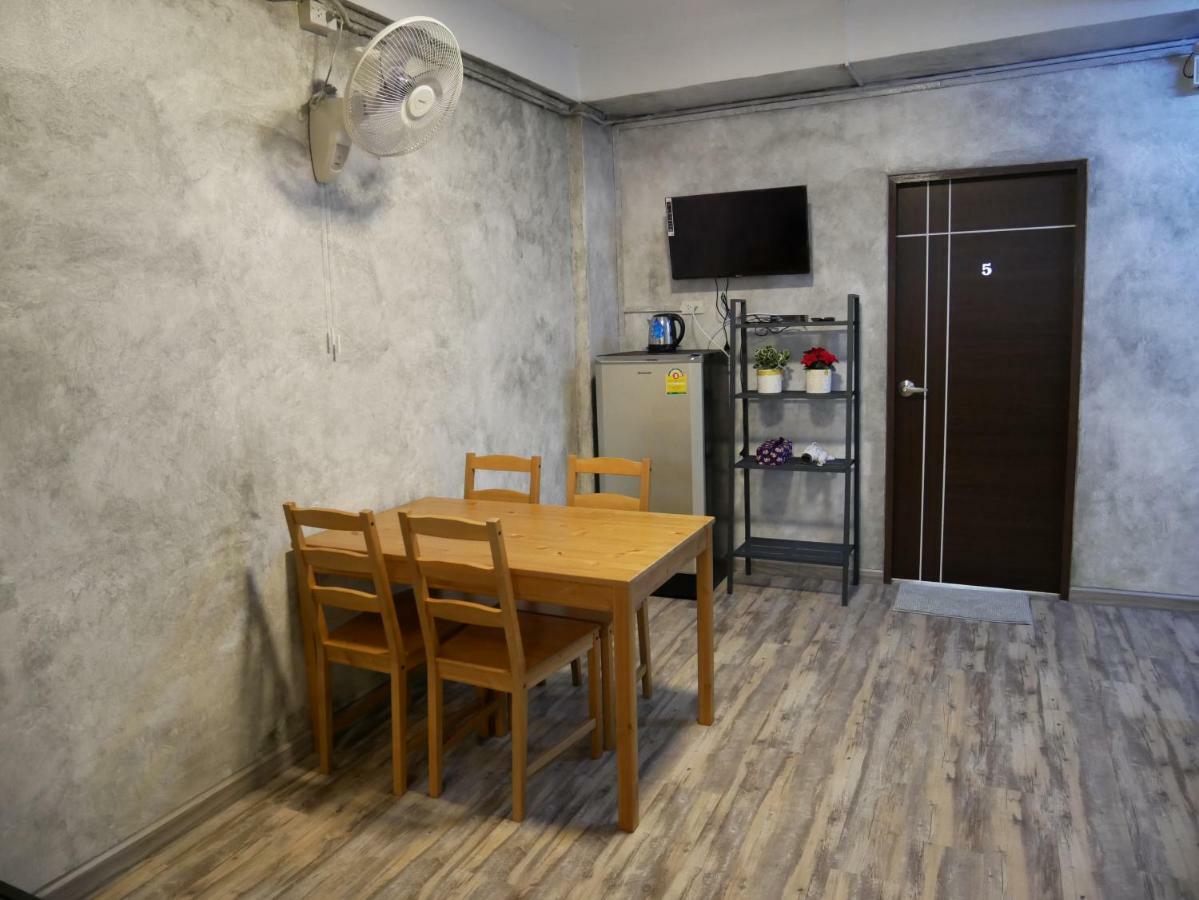 Np House Pratunam Bangkok Extérieur photo
