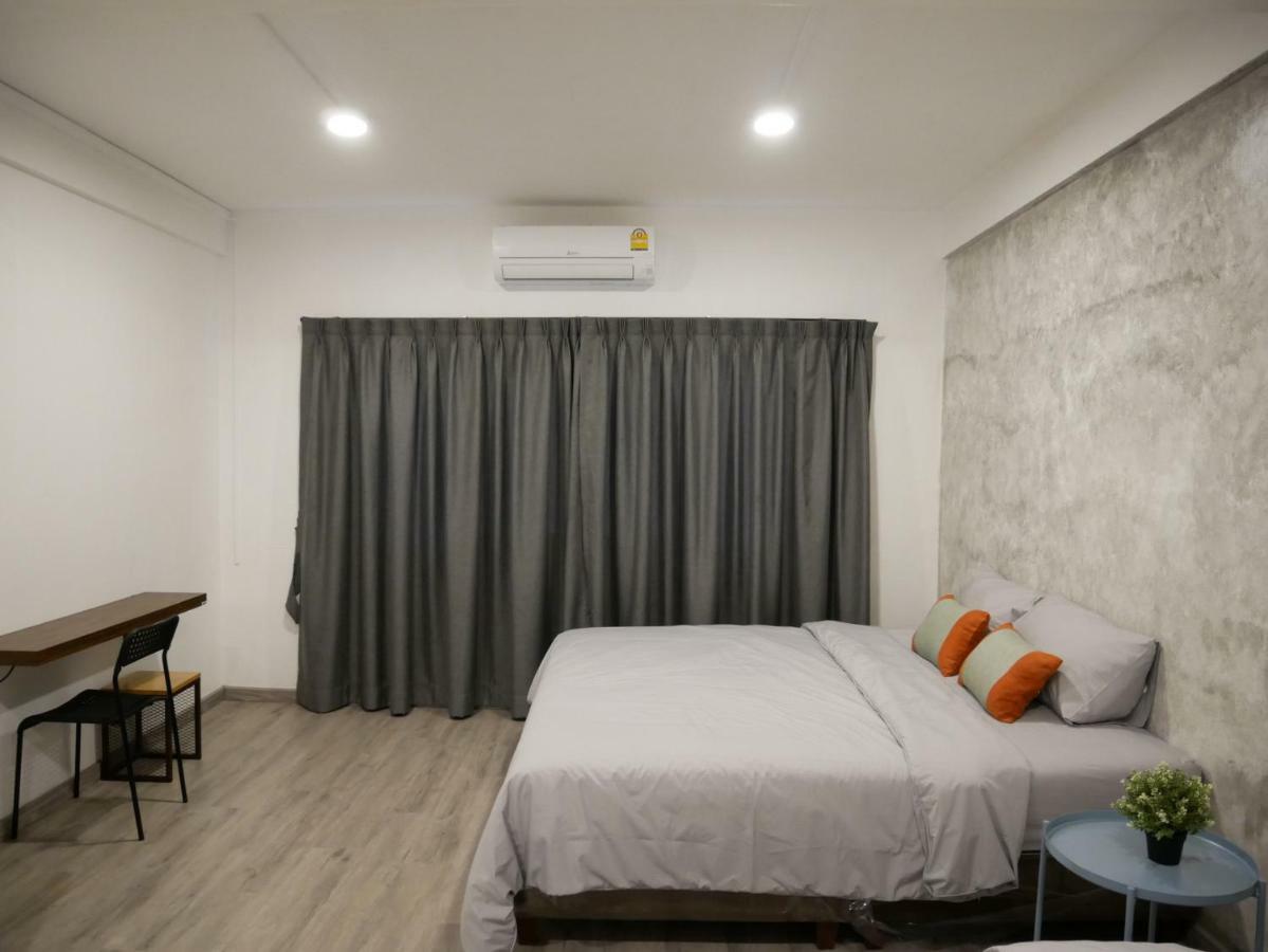 Np House Pratunam Bangkok Extérieur photo